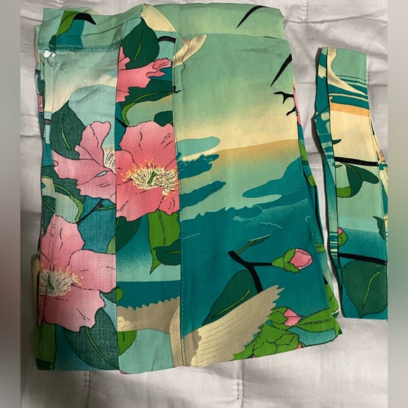 New Arrival boho Lotus kimono - Picture 7 of 9